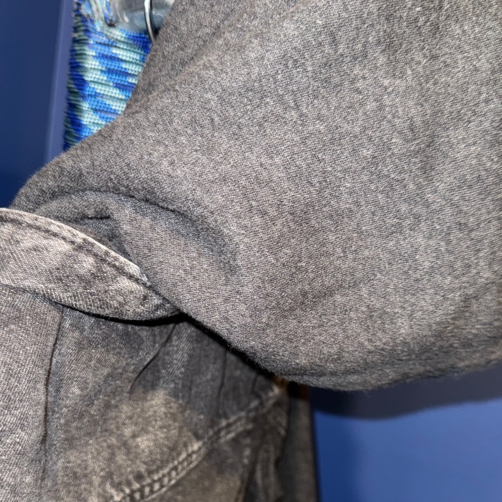 GAP Kids - Gray Denim Jacket with Hood Size Large (10) - Picture 9 of 12